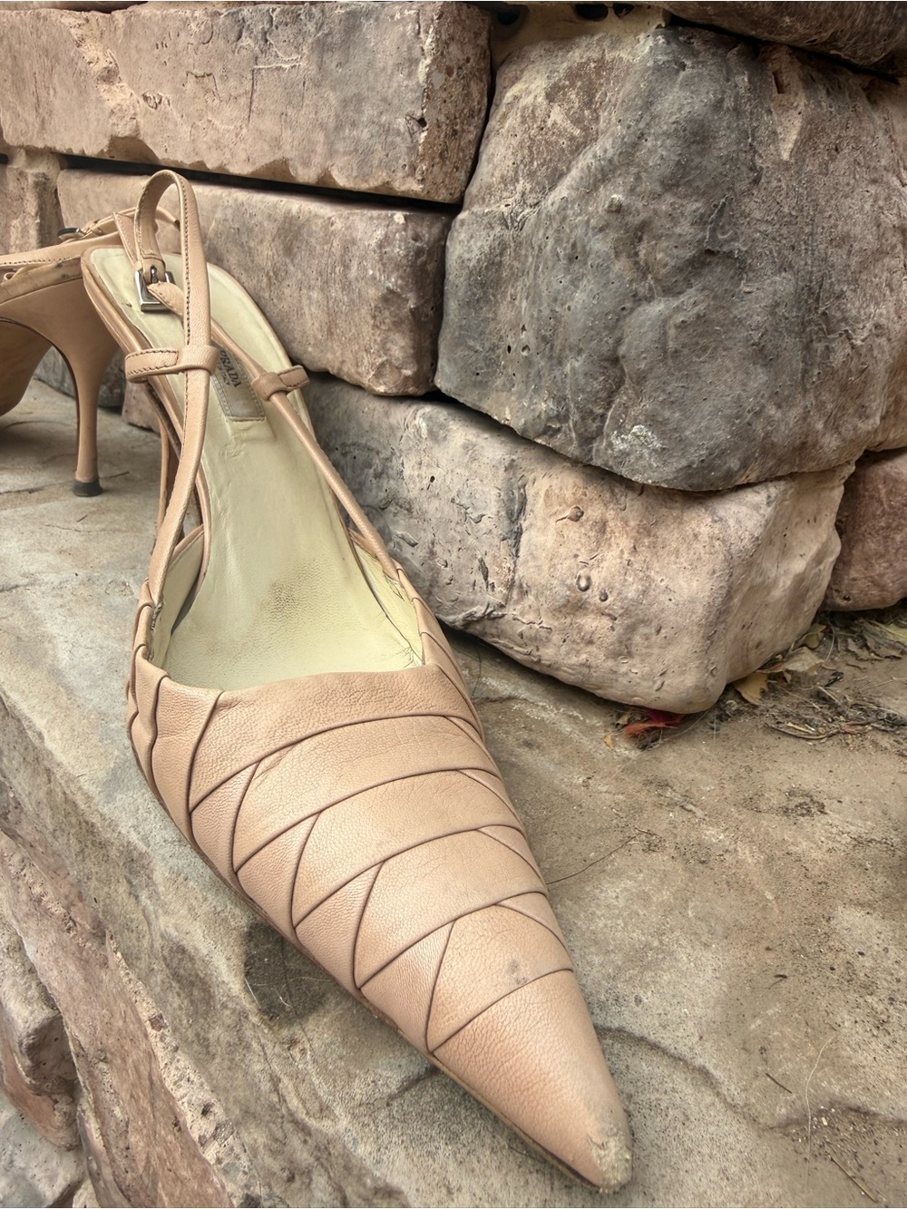 GORGEOUS Prada slingbacks .  Size 38 medium
